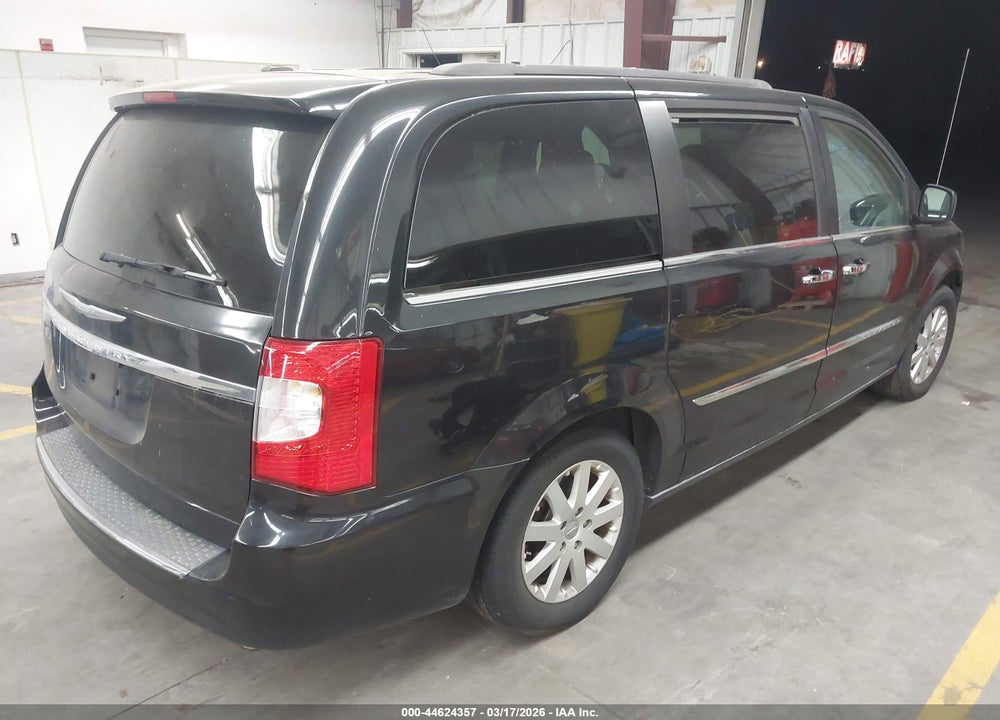 2015 CHRYSLER TOWN & COUNTRY TOURING VIN: 2C4RC1BG5FR535001