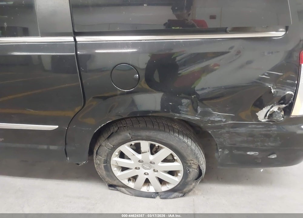 2015 CHRYSLER TOWN & COUNTRY TOURING VIN: 2C4RC1BG5FR535001