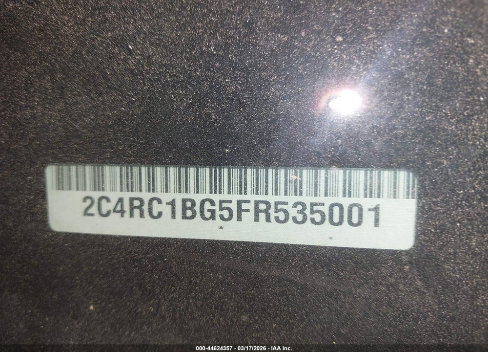 2015 CHRYSLER TOWN & COUNTRY TOURING VIN: 2C4RC1BG5FR535001