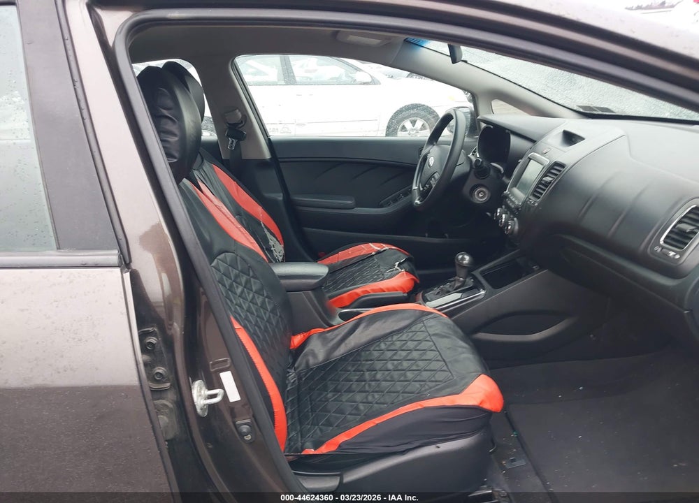 2018 KIA FORTE LX VIN: 3KPFL4A72JE194513
