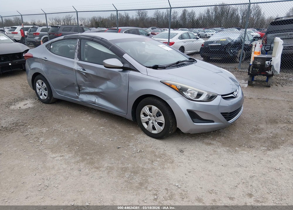 2016 HYUNDAI ELANTRA SE VIN: 5NPDH4AE5GH765956