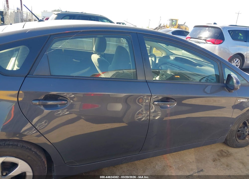 2014 TOYOTA PRIUS TWO VIN: JTDKN3DU3E1769022