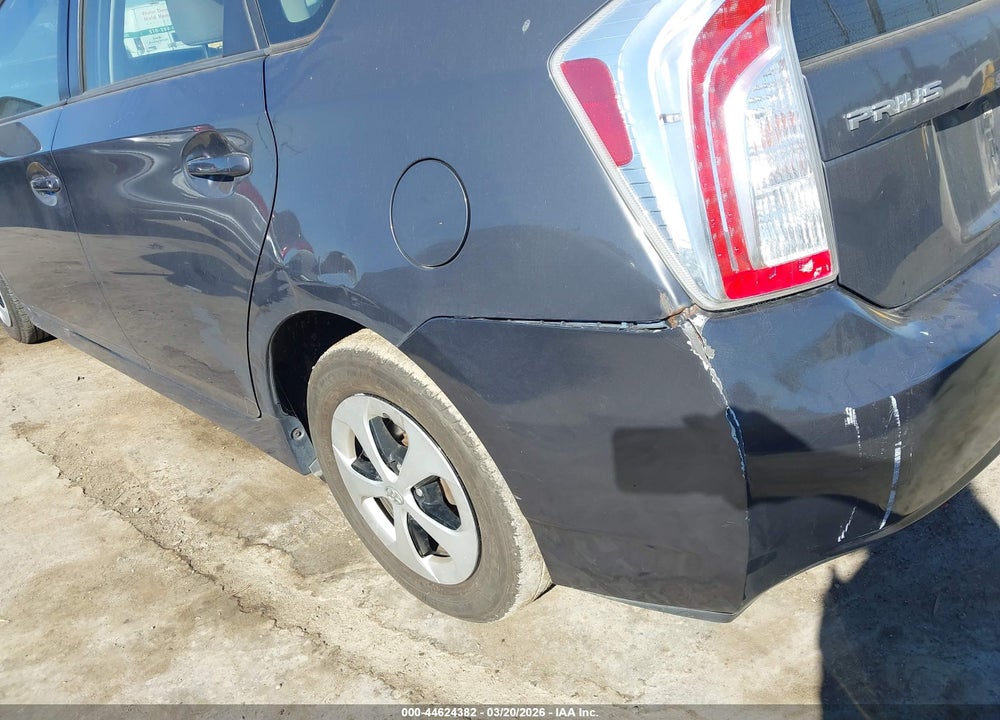 2014 TOYOTA PRIUS TWO VIN: JTDKN3DU3E1769022