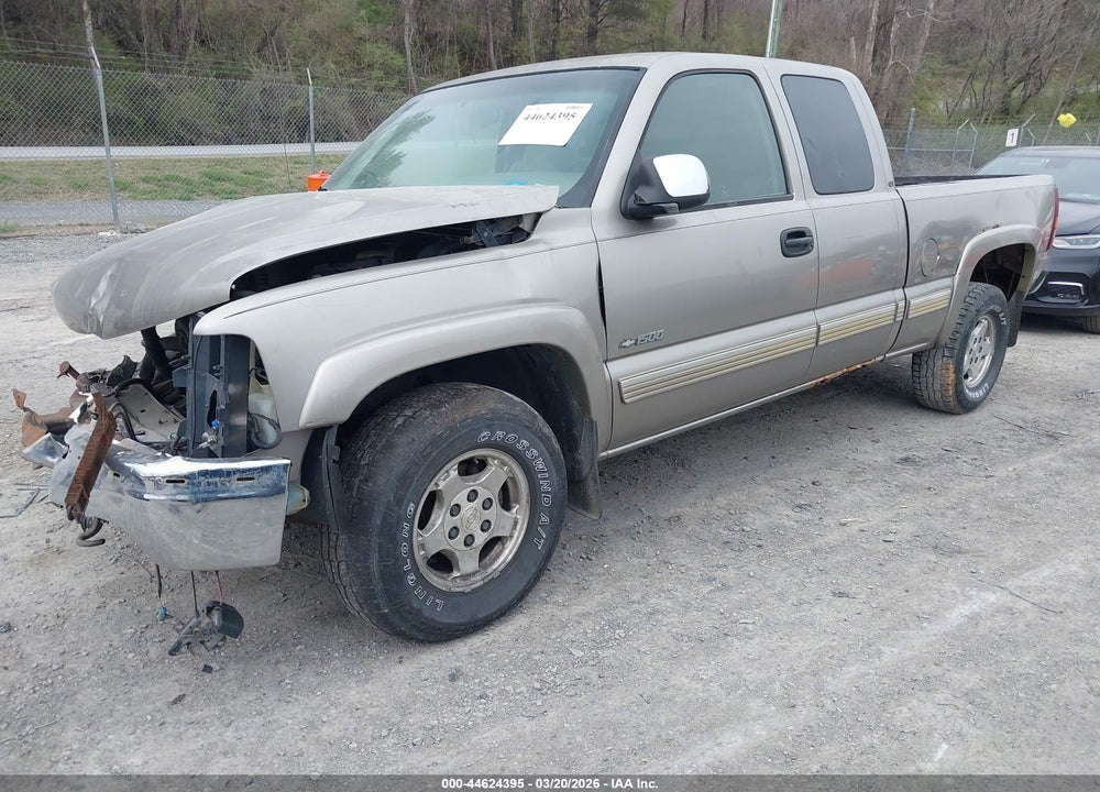 2002 CHEVROLET SILVERADO 1500 LS VIN: 1GCEK19T02E304602