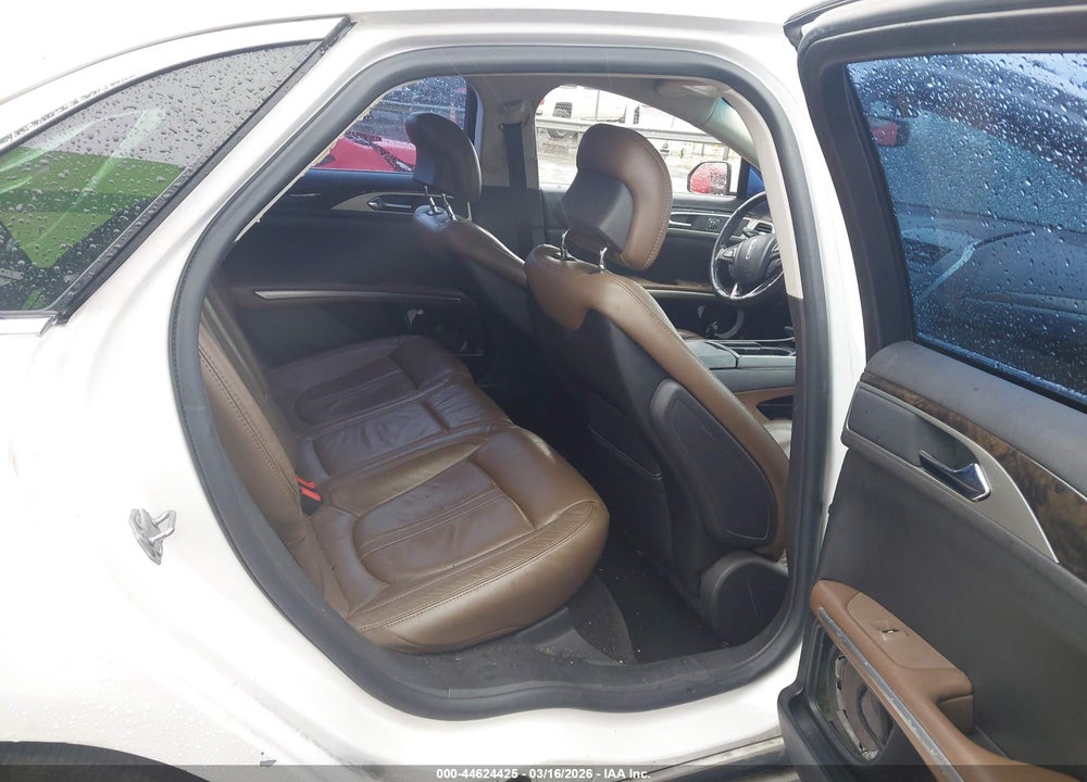 2013 LINCOLN MKZ VIN: 3LN6L2GK5DR807216