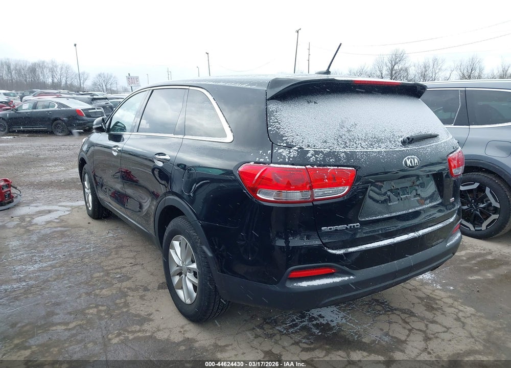 2016 KIA SORENTO 2.4L L VIN: 5XYPG4A38GG031320