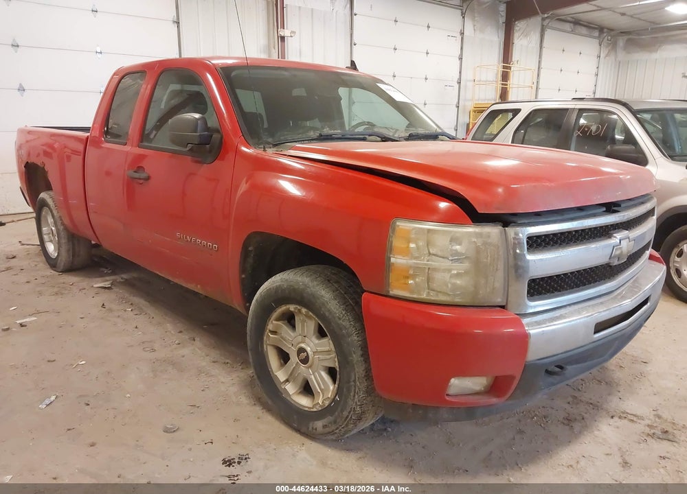 2010 CHEVROLET SILVERADO 1500 LT VIN: 1GCSKSE35AZ266600