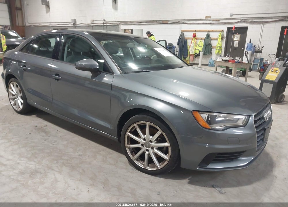 2015 AUDI A3 2.0T PREMIUM VIN: WAUBFGFFXF1065420