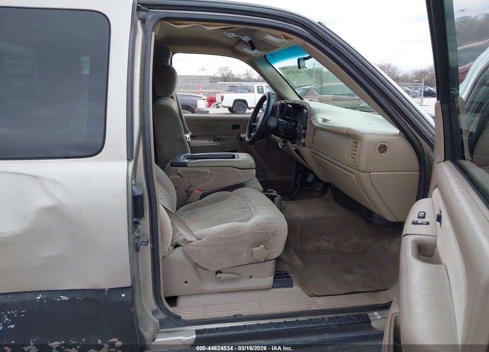 2002 CHEVROLET SILVERADO 1500 LS VIN: 2GCEK19VX21293126