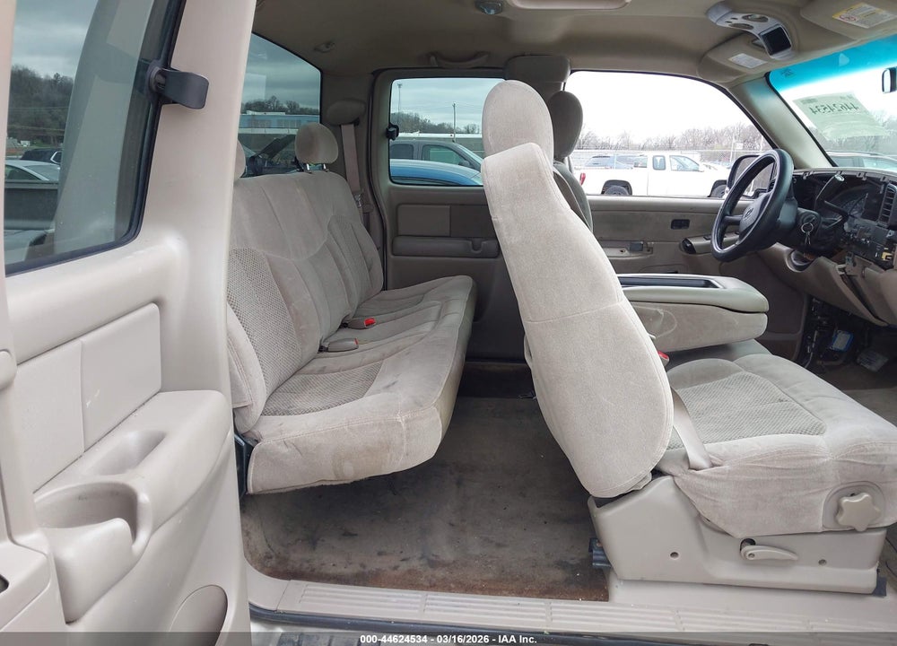 2002 CHEVROLET SILVERADO 1500 LS VIN: 2GCEK19VX21293126