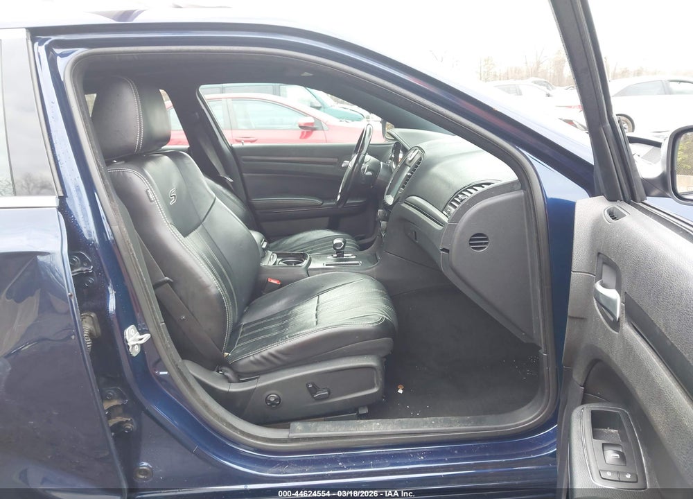 2014 CHRYSLER 300 300S VIN: 2C3CCABG5EH182919