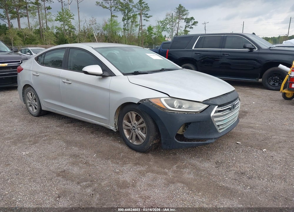 2017 HYUNDAI ELANTRA SE VIN: KMHD84LF5HU149747
