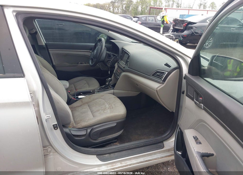 2017 HYUNDAI ELANTRA SE VIN: KMHD84LF5HU149747