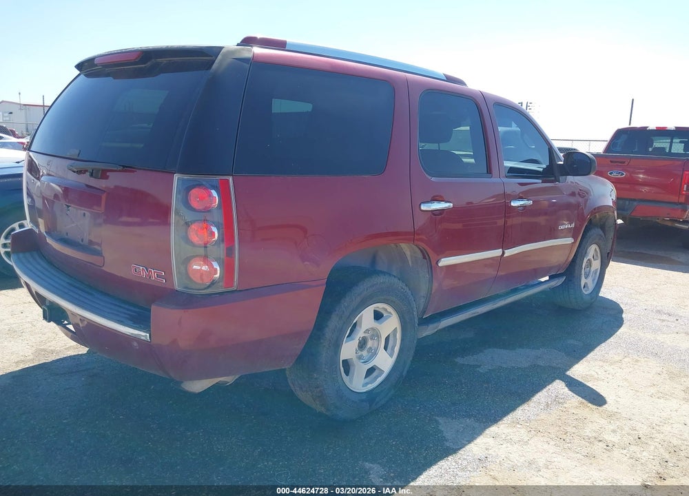 2007 GMC YUKON DENALI VIN: 1GKFK63887J364801