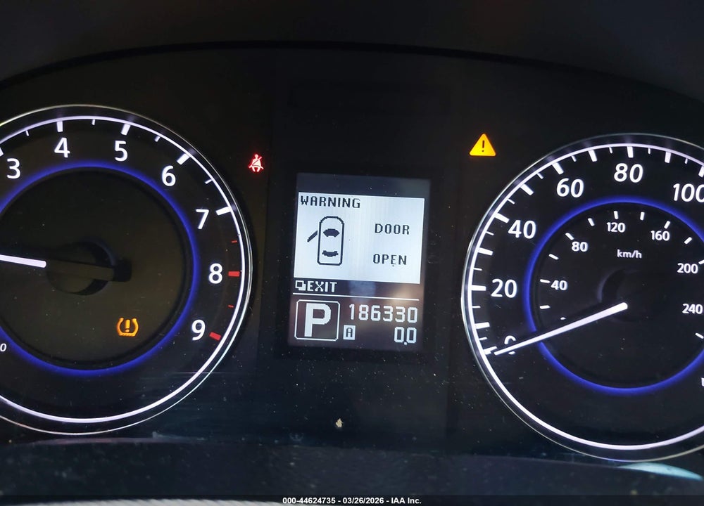 2015 INFINITI Q40 VIN: JN1CV6AP4FM580483