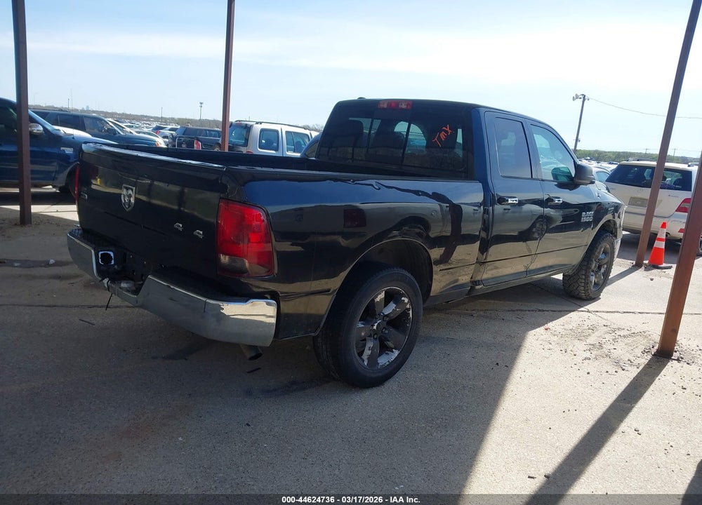 2016 RAM 1500 SLT VIN: 1C6RR7GG2GS228693