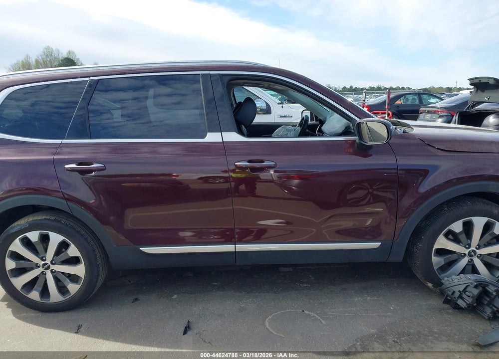 2022 KIA TELLURIDE S VIN: 5XYP64HCXNG283589