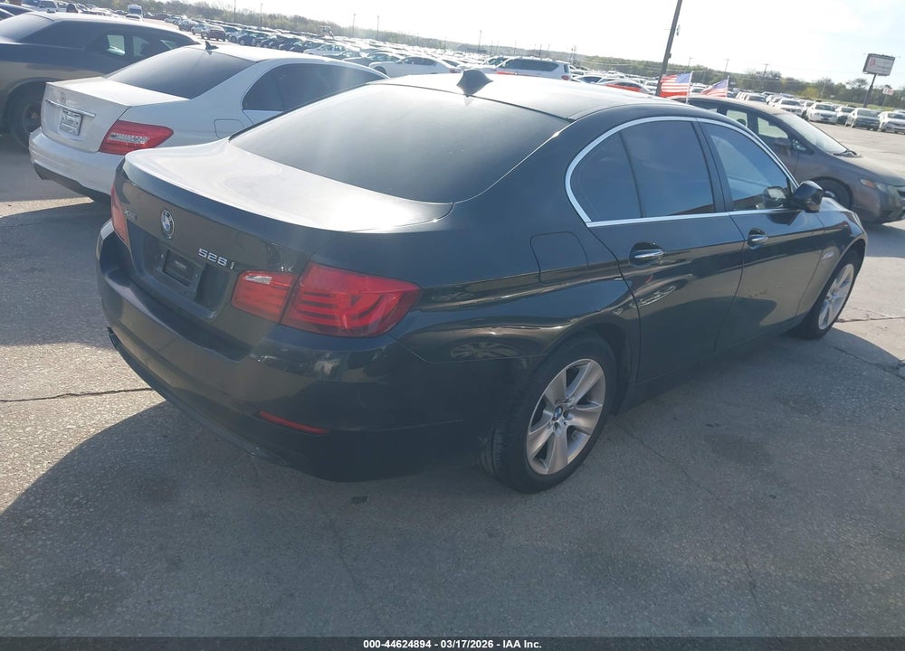 2013 BMW 528I XDRIVE VIN: WBAXH5C59DDW14472