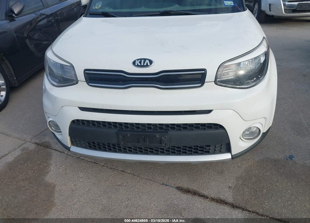 2017 KIA SOUL + VIN: KNDJP3A53H7418700