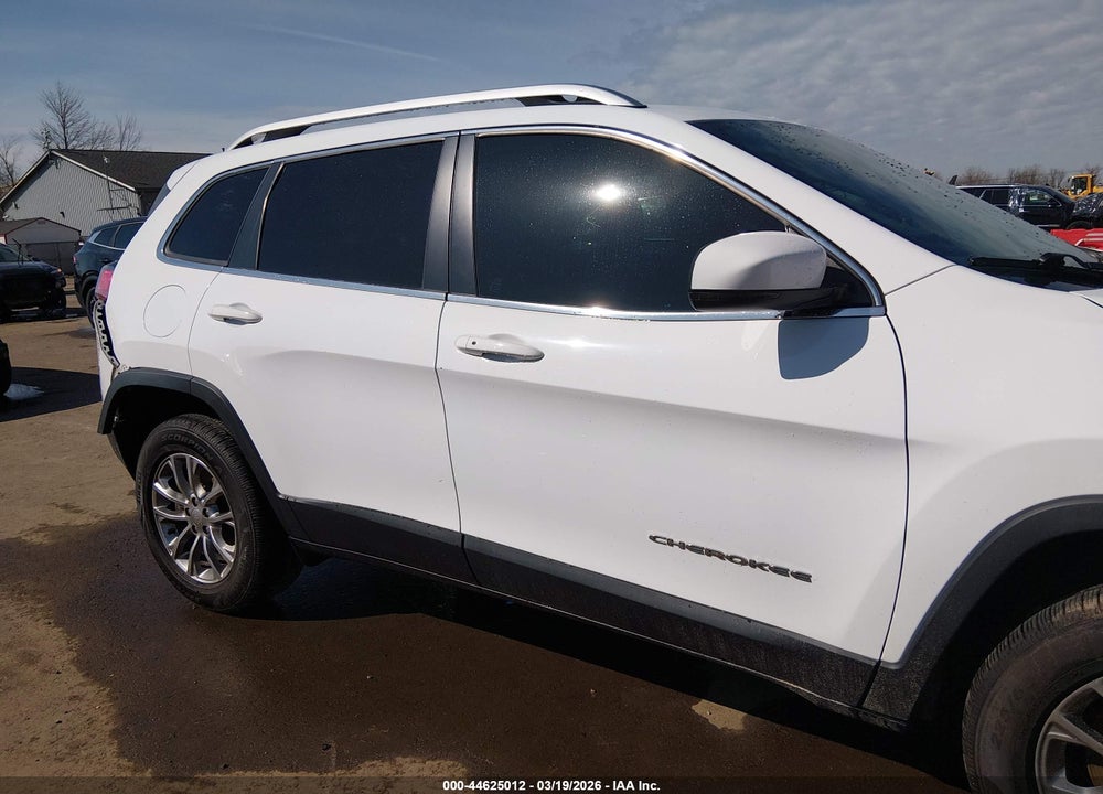 2019 JEEP CHEROKEE LATITUDE PLUS 4X4 VIN: 1C4PJMLB5KD235831