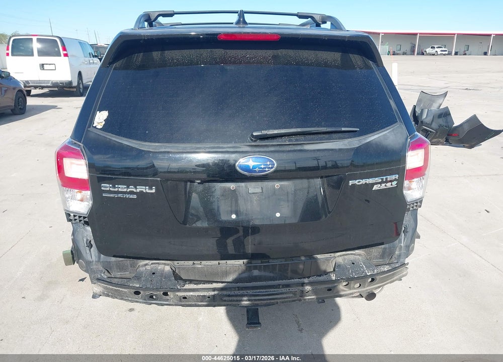 2017 SUBARU FORESTER 2.5I PREMIUM VIN: JF2SJAEC4HH523440