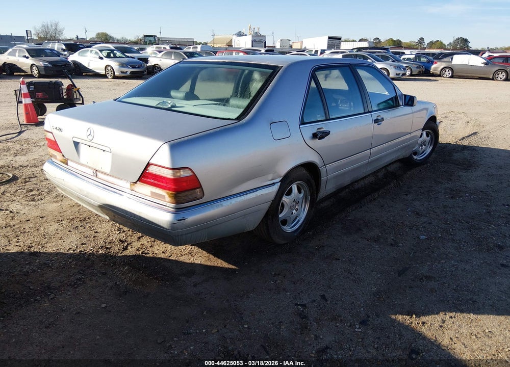 1999 MERCEDES-BENZ S 420 VIN: WDBGA43G1XA432028