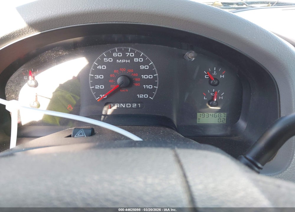 2008 FORD F-150 FX2/STX/XL/XLT VIN: 1FTRF12W68KD87053