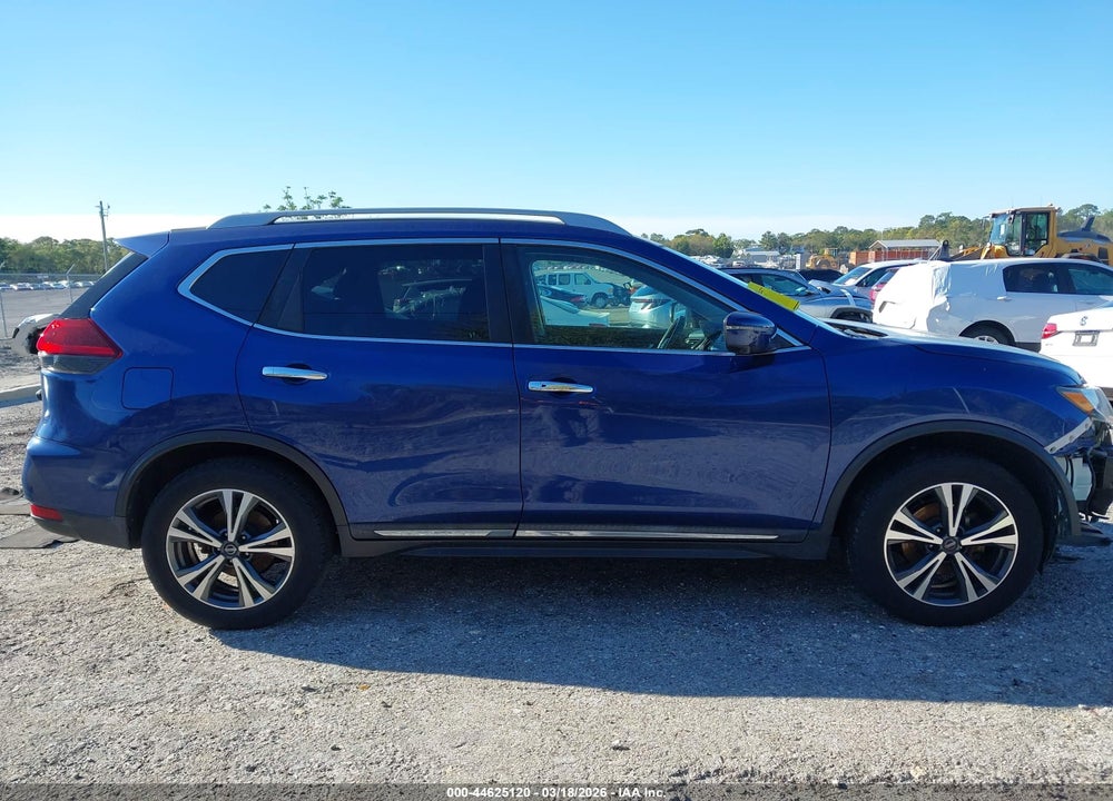2018 NISSAN ROGUE SL VIN: 5N1AT2MV6JC785598