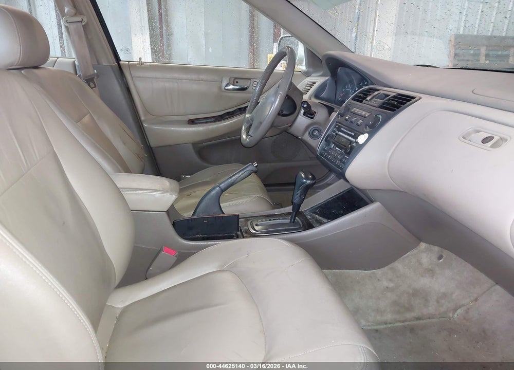 2002 HONDA ACCORD 2.3 EX VIN: 1HGCG56672A027955