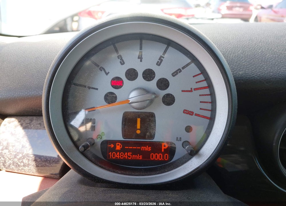 2007 MINI COOPER S VIN: WMWMF73557TV30731