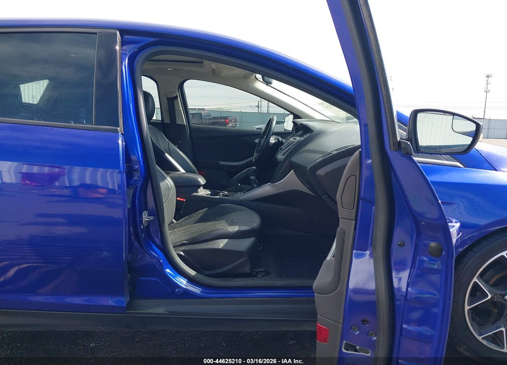 2014 FORD FOCUS SE VIN: 1FADP3K29EL186016
