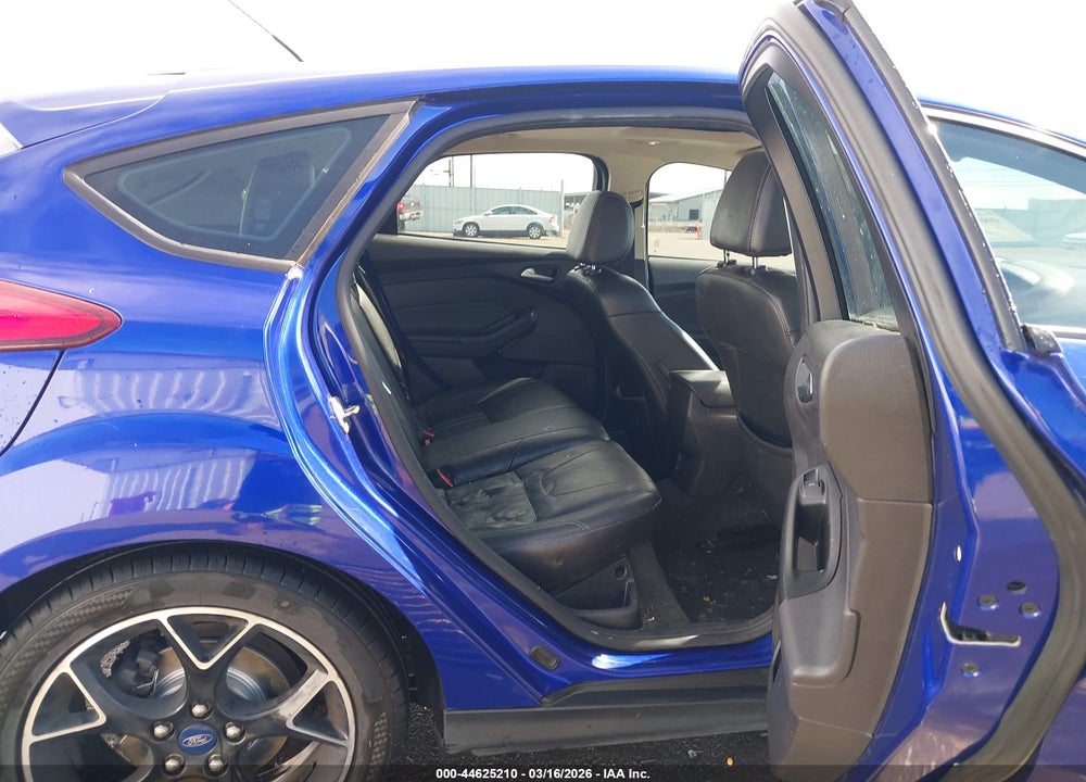 2014 FORD FOCUS SE VIN: 1FADP3K29EL186016