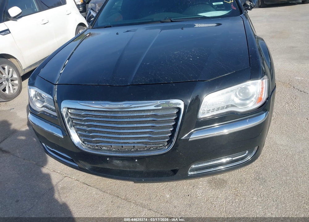 2014 CHRYSLER 300 VIN: 2C3CCAAG7EH335804