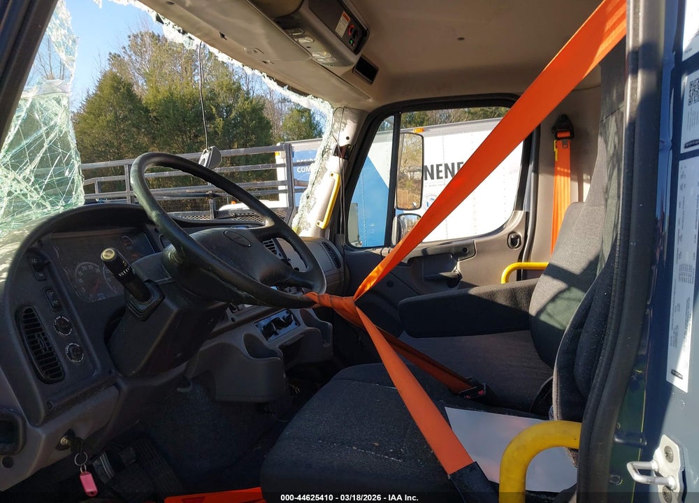 2023 FREIGHTLINER M2 112 VIN: 1FVAHFFT0PHNW2305