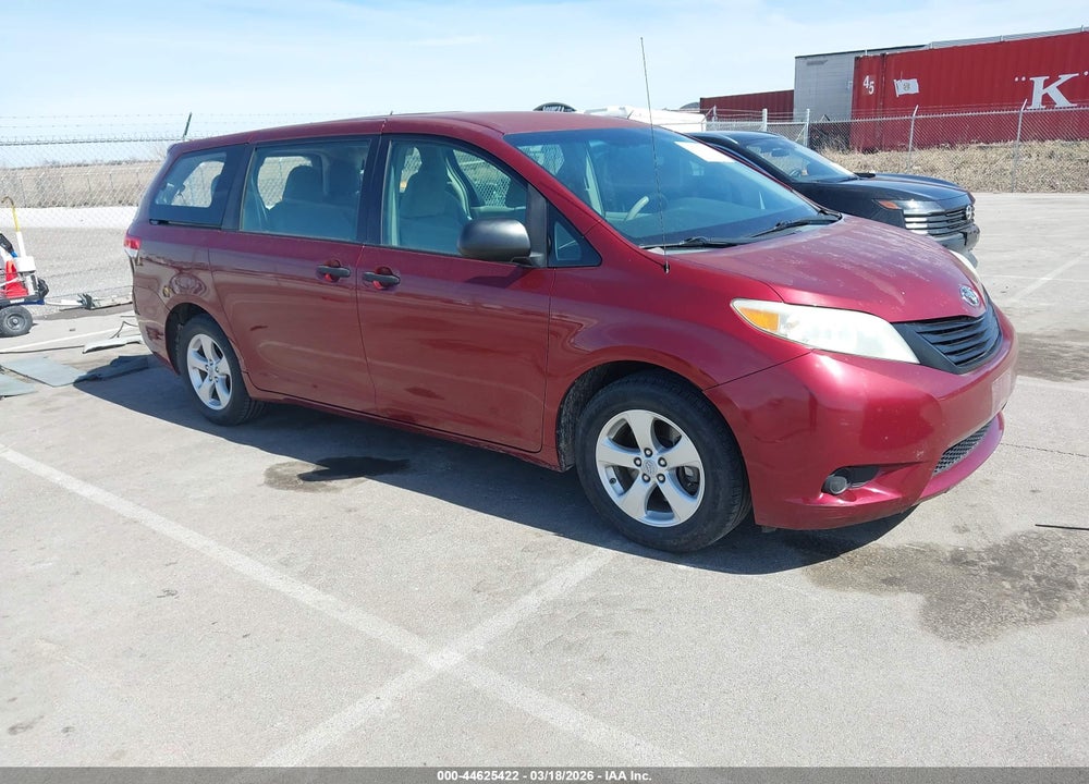2011 TOYOTA SIENNA BASE V6 VIN: 5TDZK3DC9BS136070