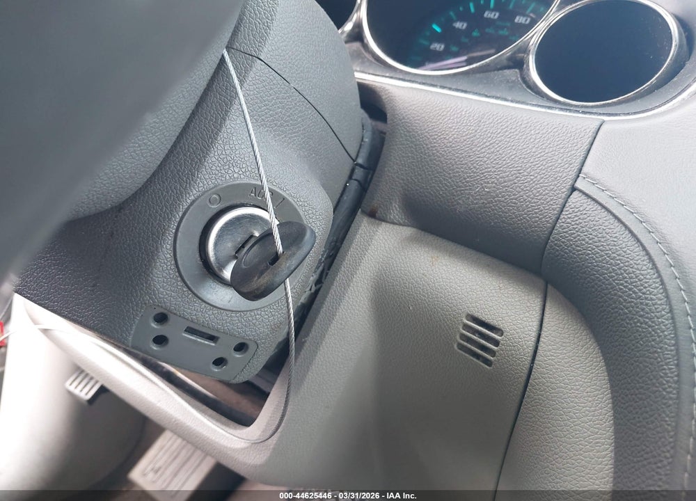 2014 BUICK ENCLAVE CONVENIENCE VIN: 5GAKRAKD8EJ140224