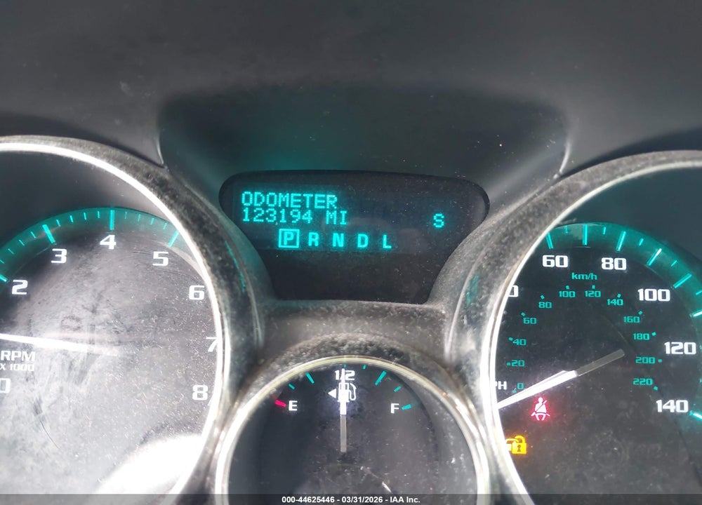2014 BUICK ENCLAVE CONVENIENCE VIN: 5GAKRAKD8EJ140224