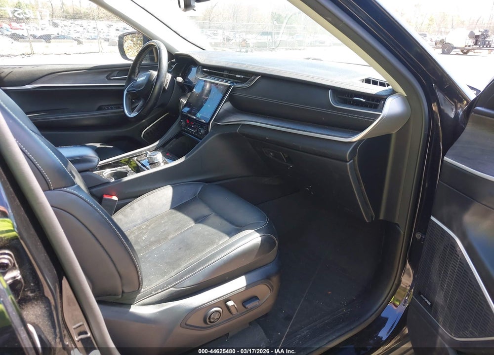 2021 JEEP GRAND CHEROKEE L LIMITED 4X4 VIN: 1C4RJKBG5M8103139