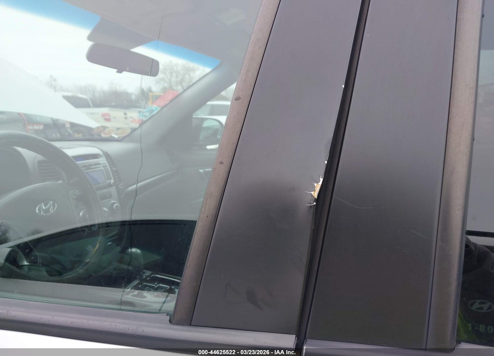 2012 HYUNDAI SANTA FE GLS VIN: 5XYZGDAB7CG145478