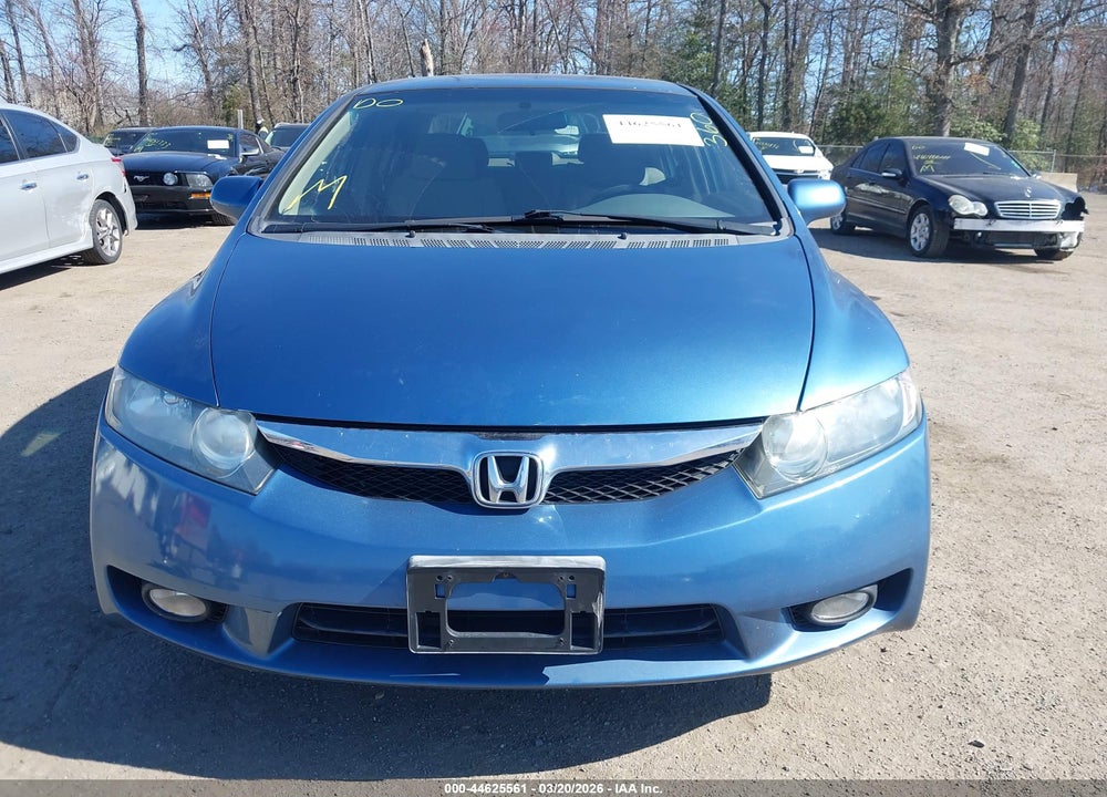 2011 HONDA CIVIC LX VIN: 2HGFA1F5XBH541668