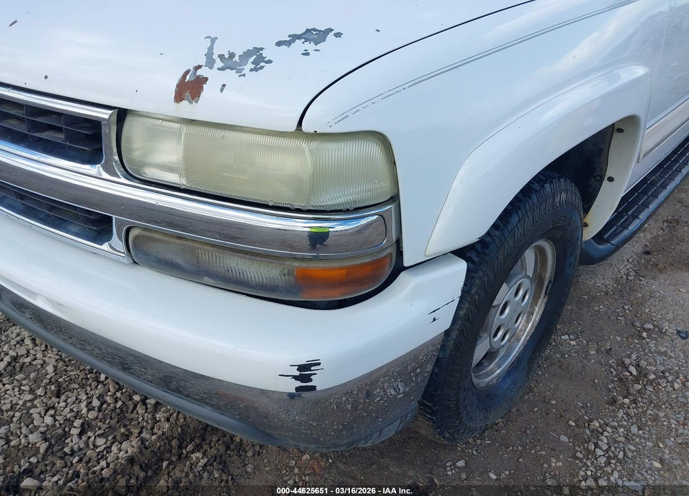 2003 CHEVROLET SUBURBAN 1500 LT VIN: 1GNEC16ZX3R257554