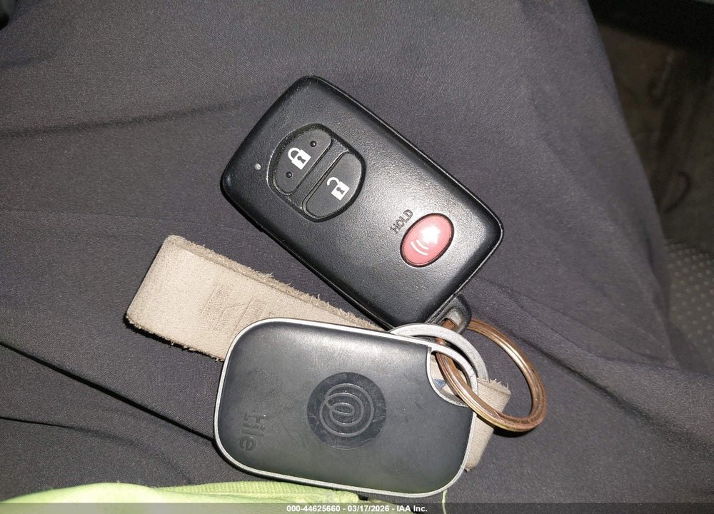 2012 TOYOTA PRIUS TWO VIN: JTDKN3DUXC1524781