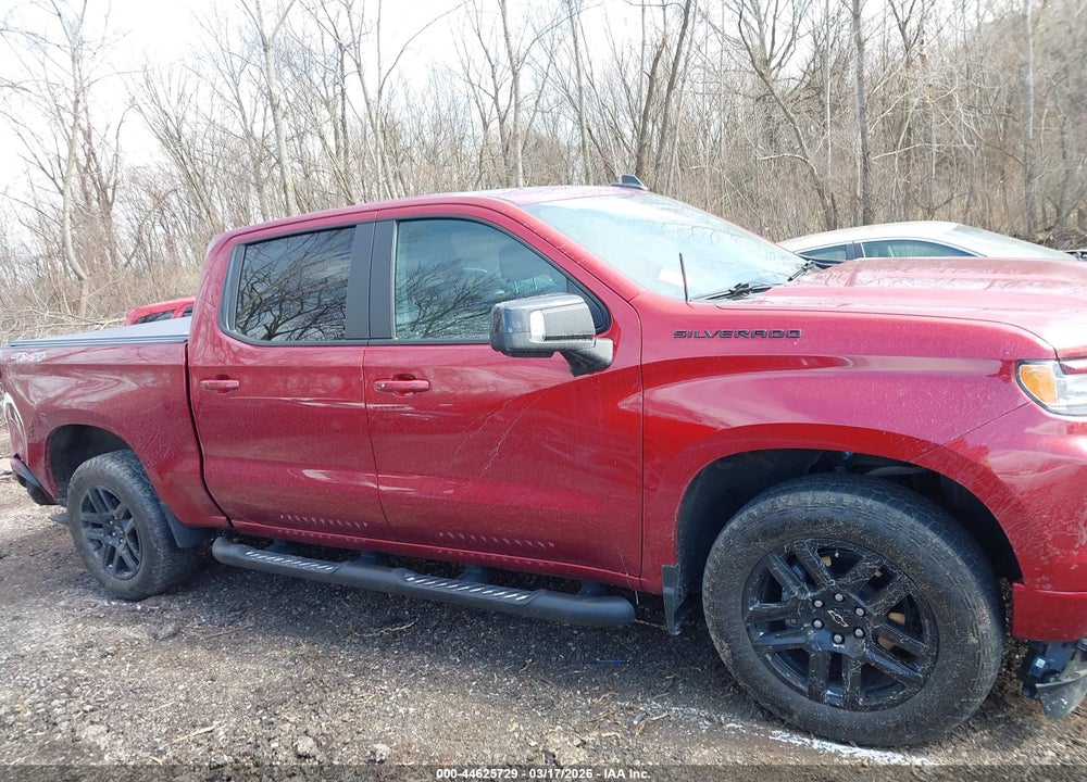 2024 CHEVROLET SILVERADO 1500 4WD  SHORT BED RST VIN: 1GCUDEED4RZ222483