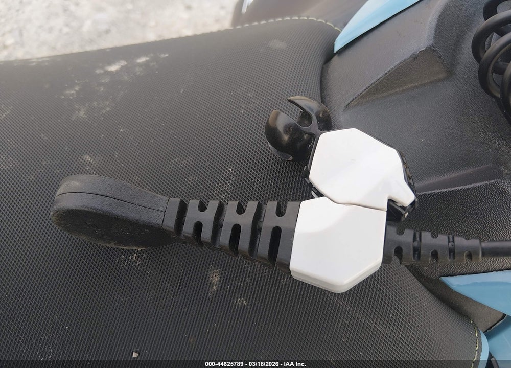 2022 SKI-DOO RENEGADE ENDURO 850 VIN: 02BPCURND0NV00047