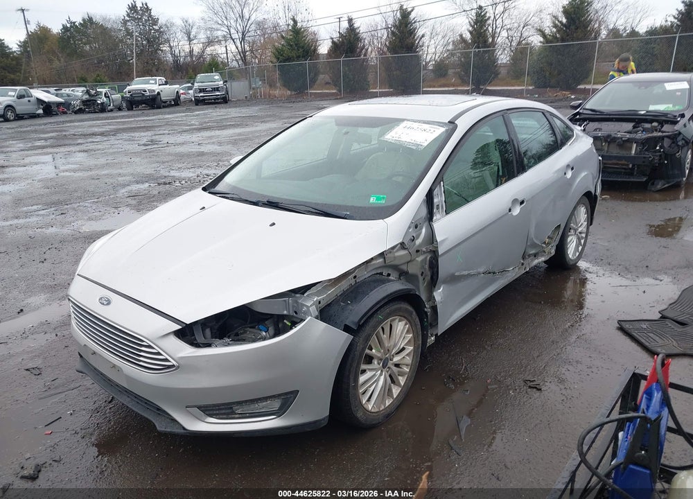 2018 FORD FOCUS TITANIUM VIN: 1FADP3J2XJL293846