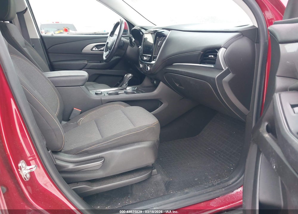 2018 CHEVROLET TRAVERSE LT CLOTH VIN: 1GNEVGKW0JJ196297