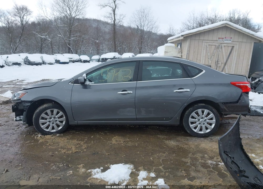 2018 NISSAN SENTRA S VIN: 3N1AB7APXJY303915