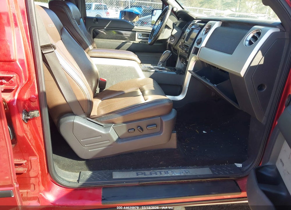 2011 FORD F-150 PLATINUM VIN: 1FTFW1EF0BFA39716