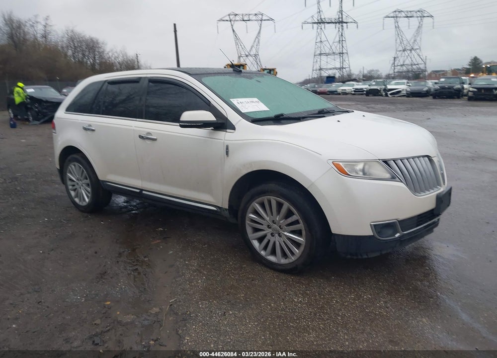 2013 LINCOLN MKX VIN: 2LMDJ8JK7DBL35032