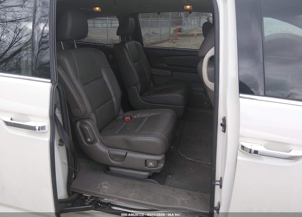 2016 HONDA ODYSSEY TOURING/TOURING ELITE VIN: 5FNRL5H93GB018213